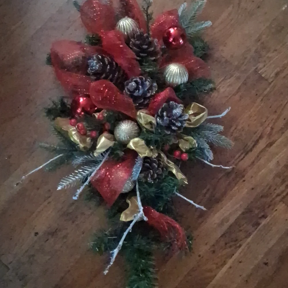 Christmas Swag 31